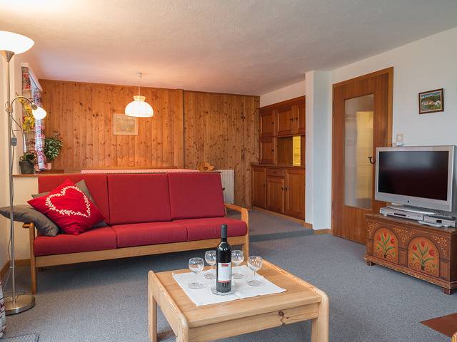 Ganze Ferienwohnung, Casa Mirella - 4 Zimmerwohnung in Flims-Dorf, Flims