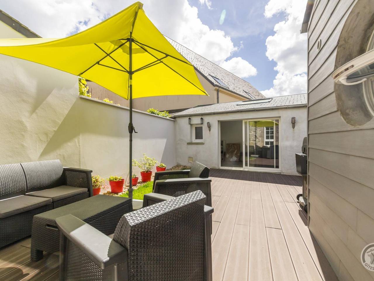 Encantadora casa en el corazón de St Vaast con patio cerrado in Saint-Vaast-la-Hougue, Región de Cherbourg