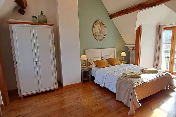 Gîte pour 10 personnes, avec jardin à Reilhaguet - 3