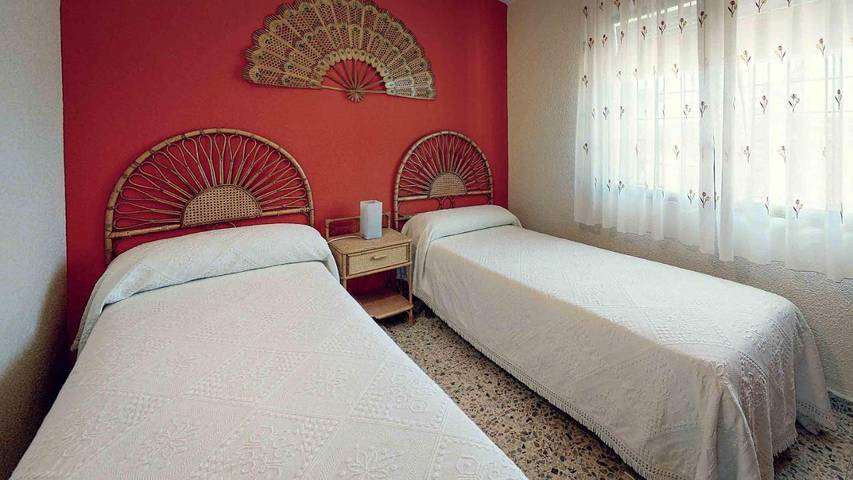 Casa rural para 6 personas, con jardín además de piscina y vistas, Familias con niños en Cuenca del Alberche - 3