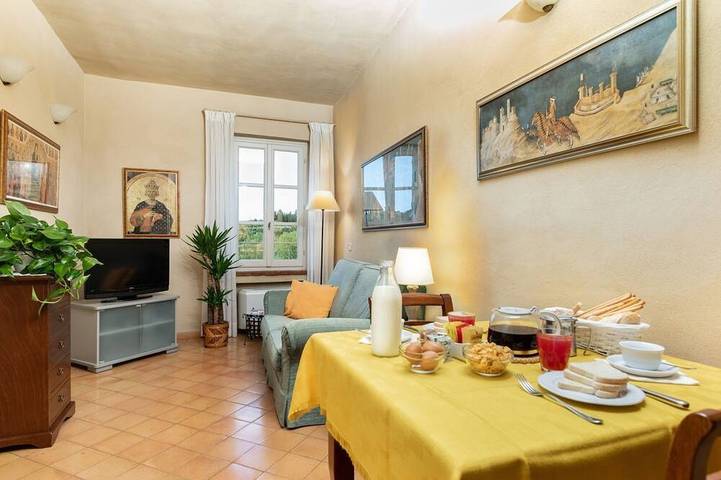 Ganze Wohnung, Apartment in einer historischen Villa: Aussicht & authentische Gastfreundschaft in Siena in Siena, Siena und Umgebung2