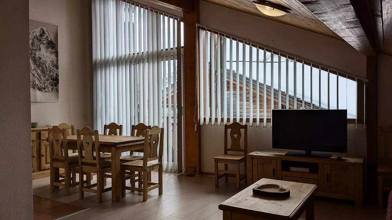 Entire apartment, Four rooms duplex 8 pers - Balcons du soleil in Orcières Merlette - Southern Alps in Orcières, Écrins National Park