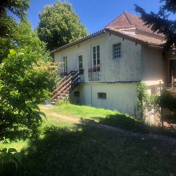 Gîte pour 6 personnes, avec piscine, animaux acceptés