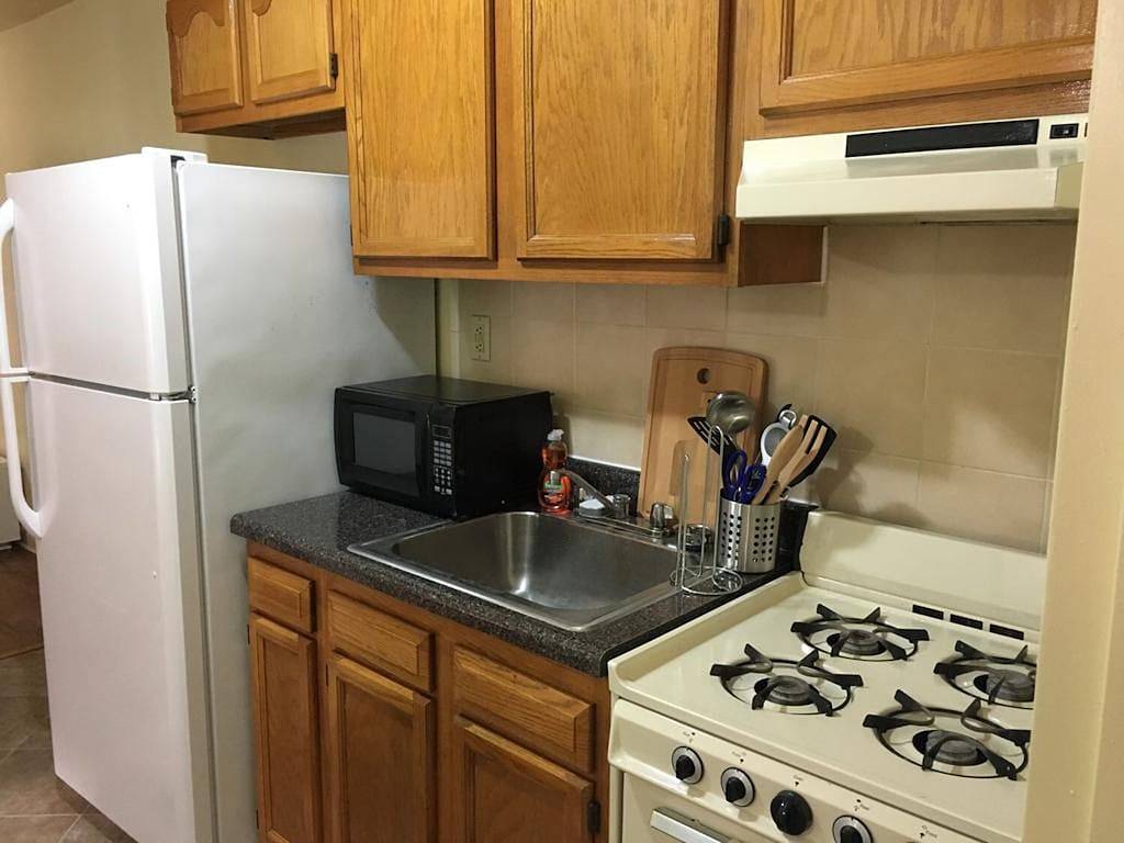 Ganze Wohnung, 1817 1H · Apt Parkplatz mit Charme - 20min zum Time Square in North Bergen, Hudson County