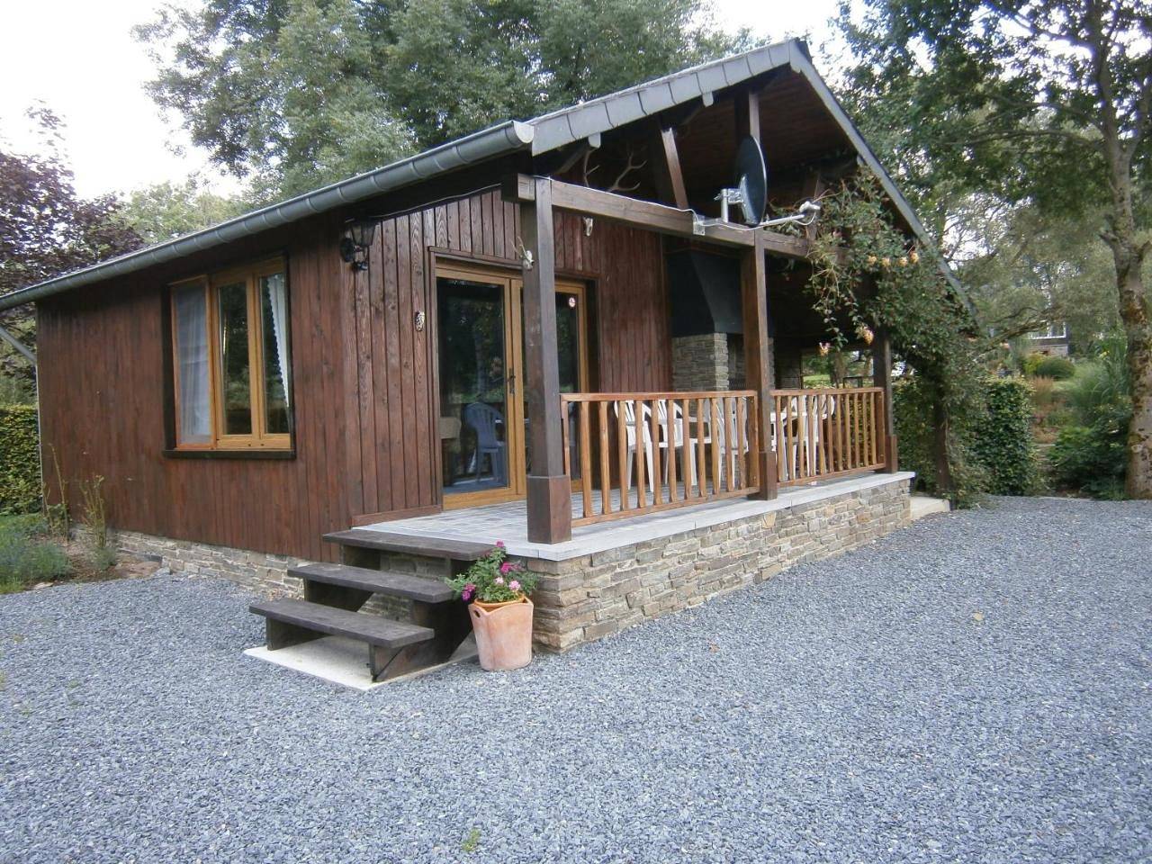 Chalet (2 Adults) in Paliseul, Région de Neufchâteau