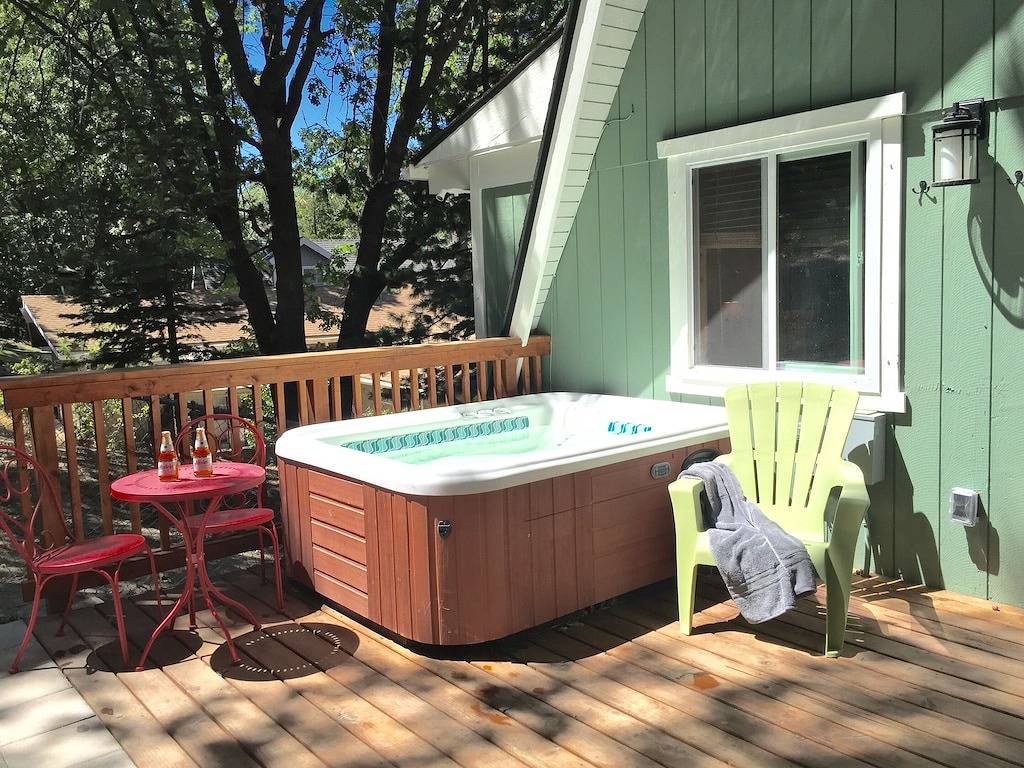 Cottage for 5 Guests in Lake Arrowhead, Southern California