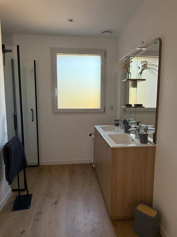 Location de vacances pour 6 personnes, avec jardin à Plouégat-Guérand - 4