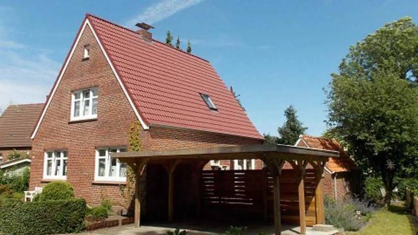 Ferienhaus für 6 Personen, mit Garten und Terrasse in Leer