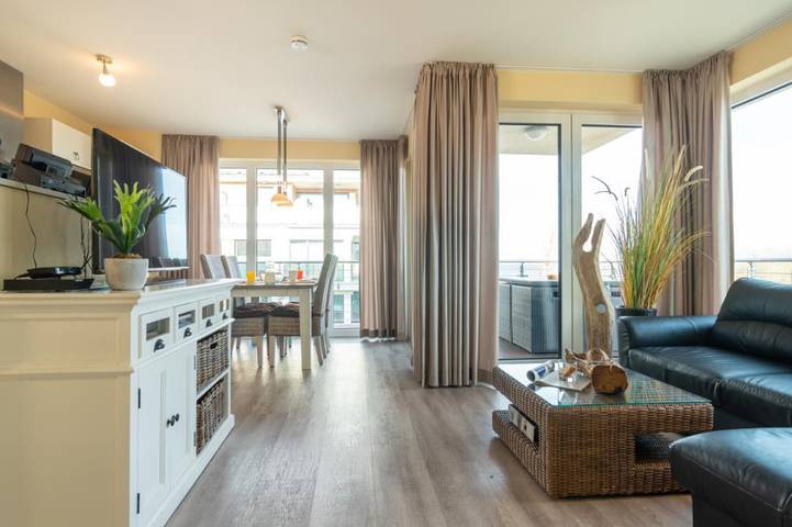 Ferienwohnung für 4 Personen, mit Balkon und Meerblick, kinderfreundlich am Steinwarder
