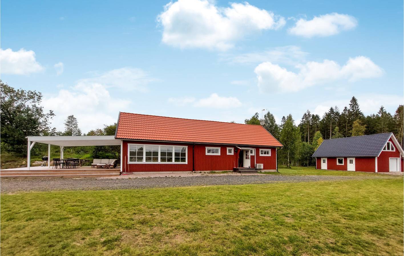 Hus för 6 Personer med terass in Osby och omgivningar