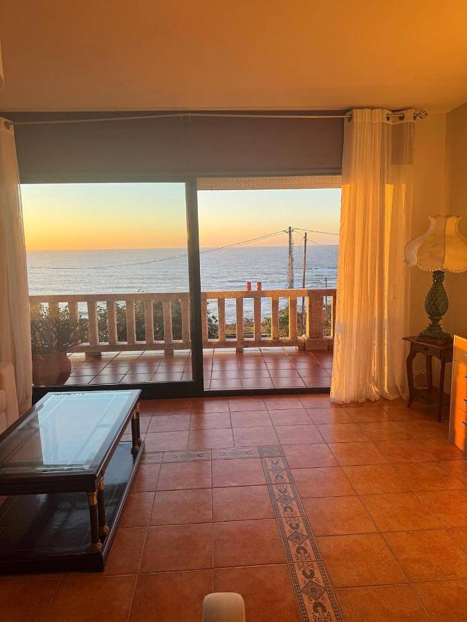 Apartamento para 12 personas, con jardín y vistas en Oia (Pontevedra)
