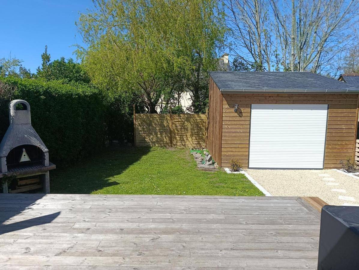 Appartement entier, Two-Bedroom House in Le Faou, Iroise