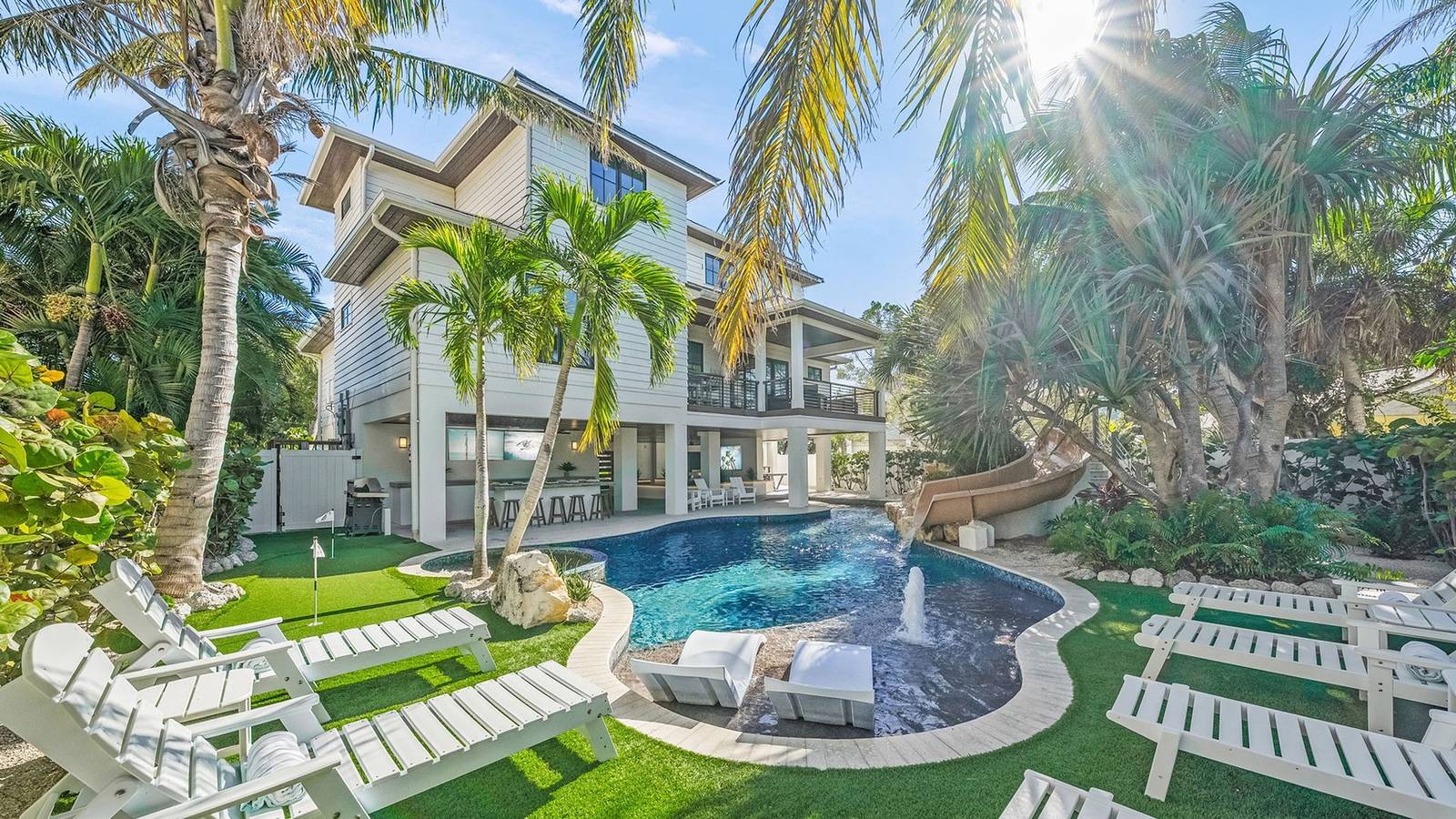 The Oasis in Siesta Key in Sarasota Beach, Siesta Key