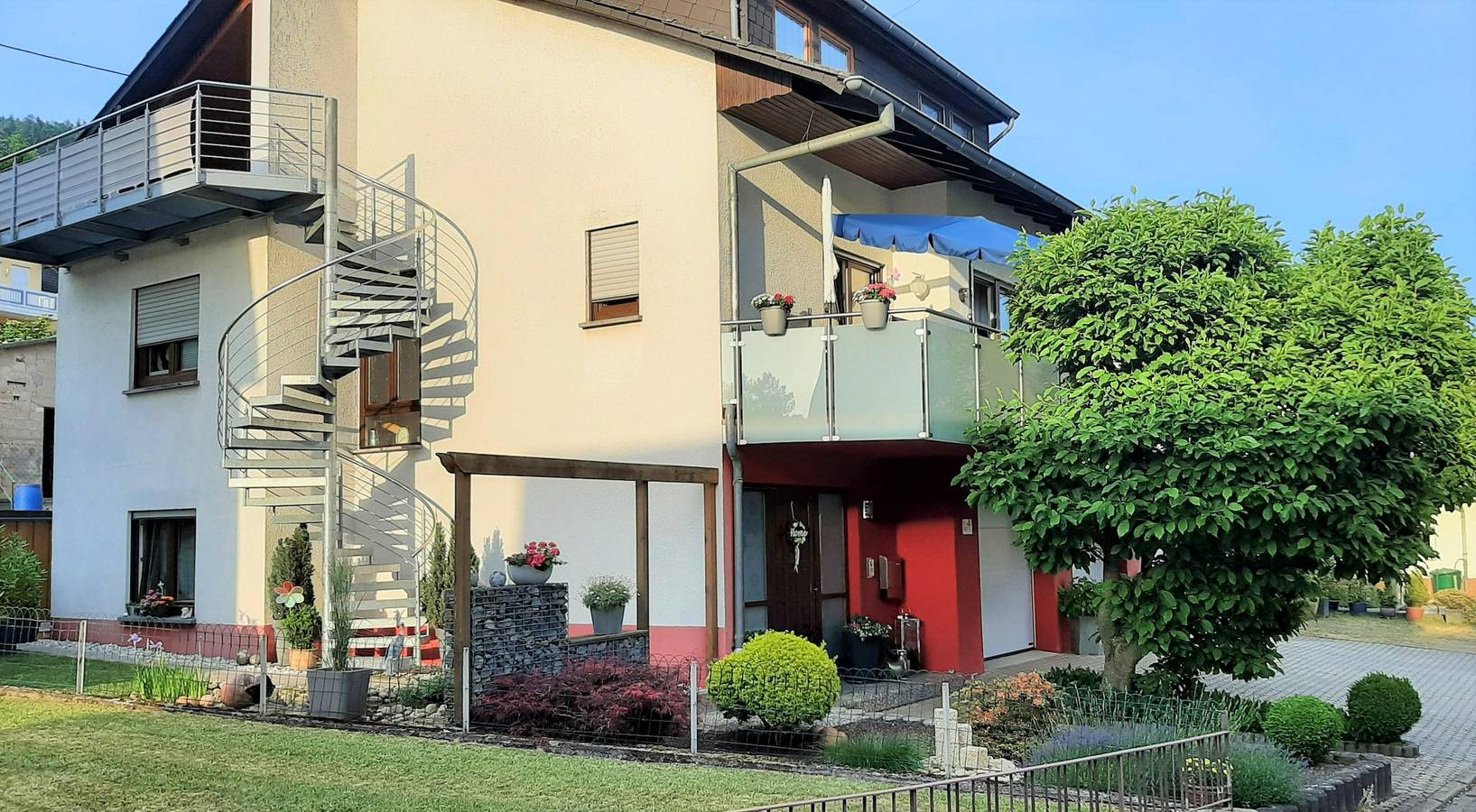 Entire holiday apartment, Apartment, shower or bath, toilet, balcony in Ockfen, Landkreis Trier-Saarburg