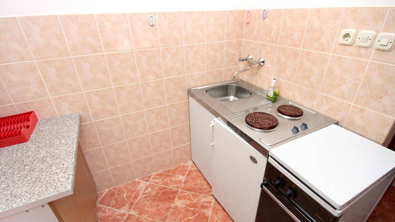 Ganze Ferienwohnung, Ferienwohnung für 3 Personen (33 m²) in Sućuraj in Sucuraj, Hvar