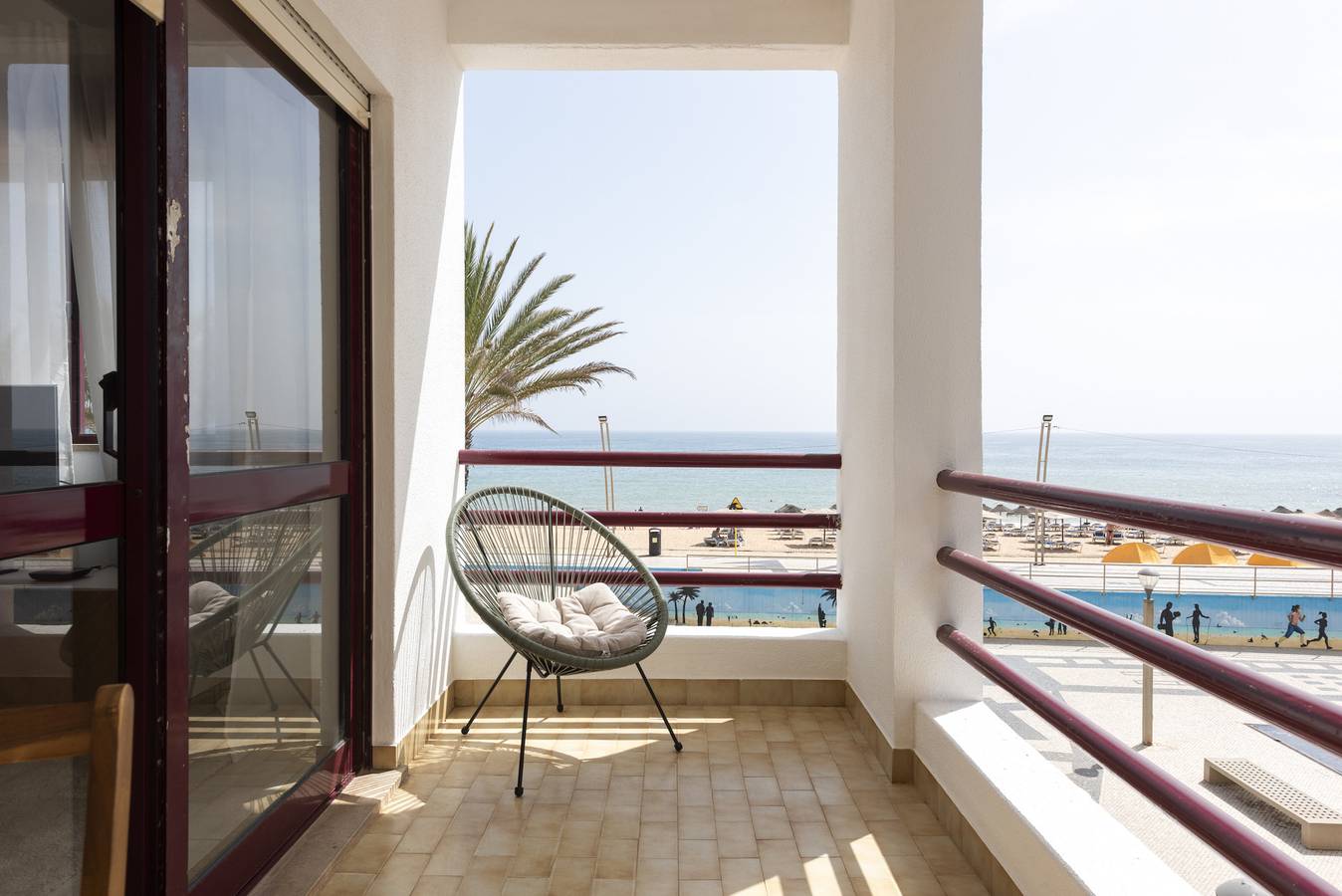 Ganze Wohnung, Mare Viva - Seafront with pool by Hd in Cavacos, Quarteira
