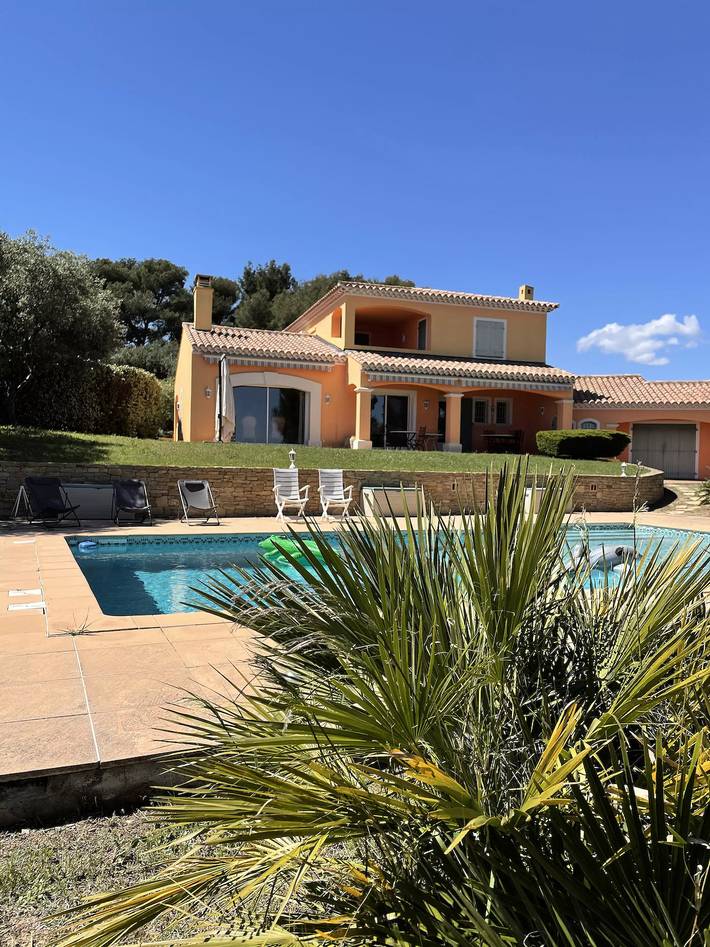 Maison de vacances pour 8 personnes, avec Terrasse ainsi que Jardin et Vue à Ollioules