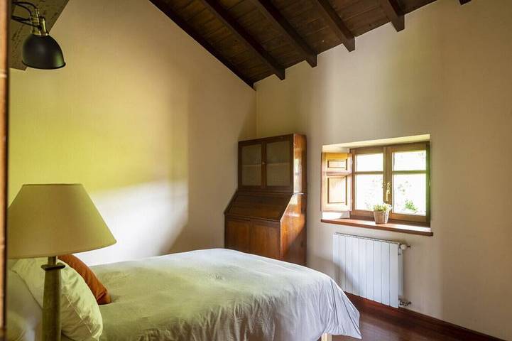 Beautiful and cozy apartment close to city center with a living room and bed room in Güemes, Bareyo