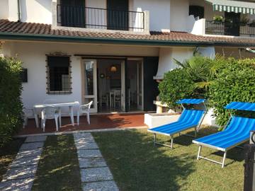 Ferienhaus für 6 Personen, mit Balkon und Garten in Caorle