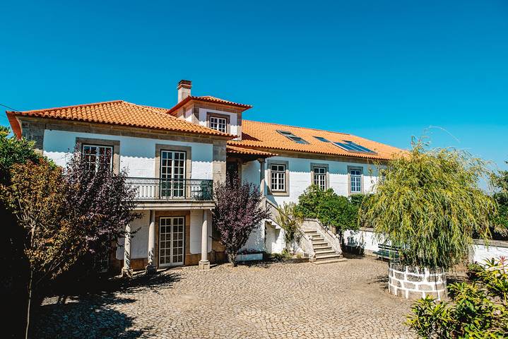 Casa rural para 12 personas, con jardín y terraza en Distrito de Viseu