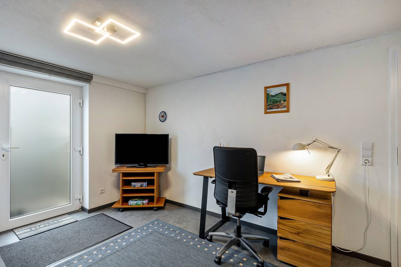 Apartamento entero, Apartamento vacacional 'Fewo Am Wiesbachtal' con jardín privado y Wi-Fi in Wehrheim, Hochtaunuskreis