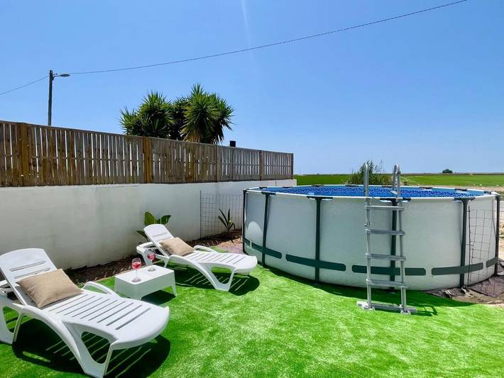 Location de vacances pour 12 personnes, avec vue ainsi que piscine et jardin, animaux acceptés dans Els Muntells - 4