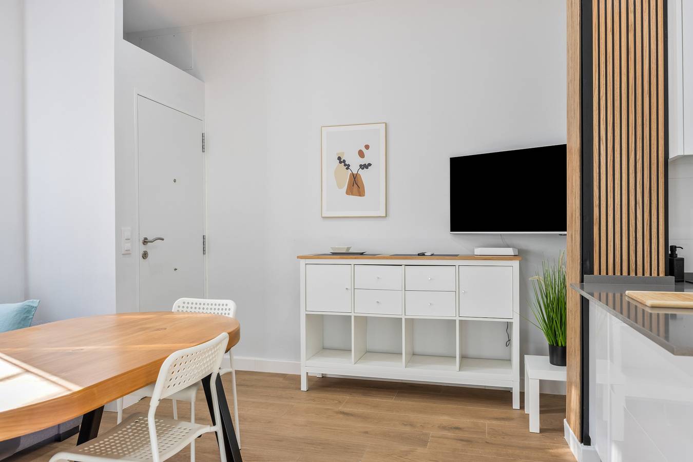 Apartamento inteiro, Moderno Apartamento à Beira-Mar com Wi-Fi e Ar Condicionado in Playa La Victoria, Cádis