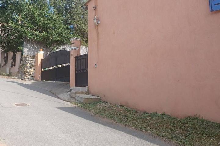 Luxuriöse provenzalische Villa an der französischen Riviera in ruhiger Lage mit Balneopool ncc, 6p in Vidauban, Draguignan Region