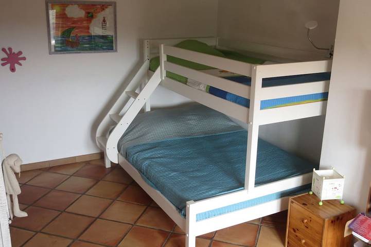 Location de vacances pour 7 personnes, avec jardin et terrasse à Le Rove - 3