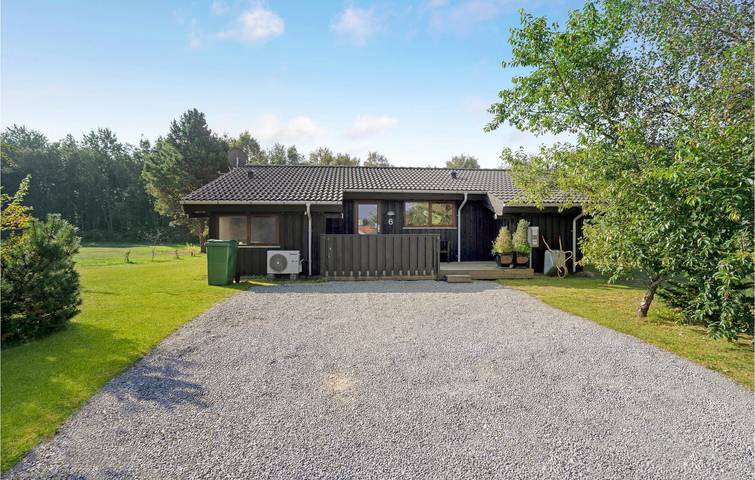 Ferienhaus für 6 Personen, mit Sauna und Whirlpool sowie Terrasse und Garten in Kollerup Strand - 2