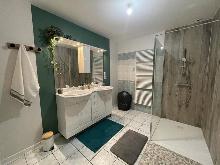Location de vacances pour 5 personnes, avec Terrasse et Jardin à Saligny-sur-Roudon - 4