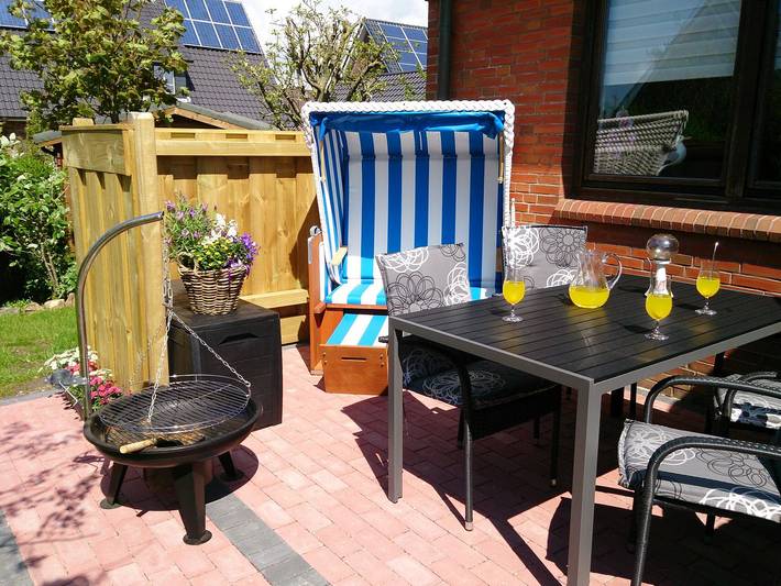 Ferienwohnung für 4 Personen, mit Terrasse und Garten in Midlum
