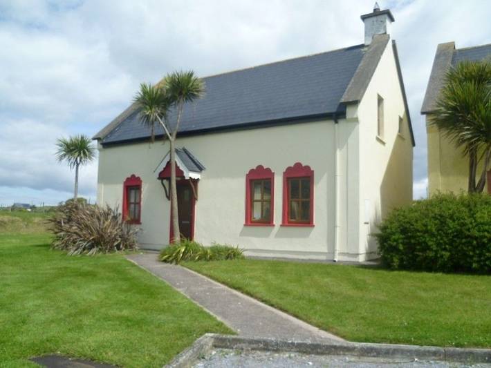 Cottage for 8 people, with Garden in County Cork
