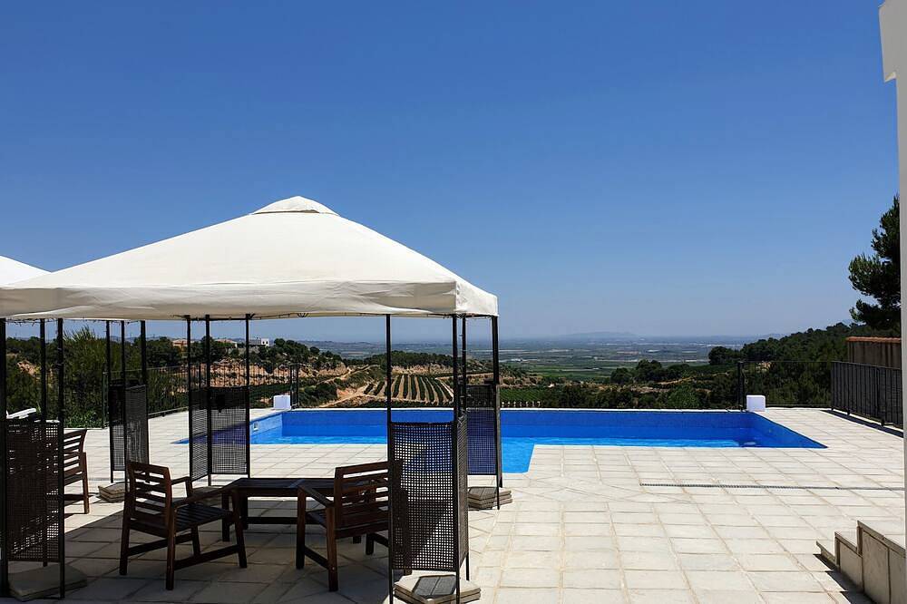 Modern villa with large private pool & far reaching sea views Catadau, Valencia in Catadau, Valencia Province