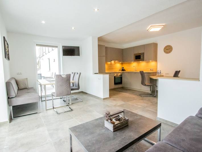 Ferienwohnung für 5 Personen, mit Terrasse und Garten in Fließ - 2