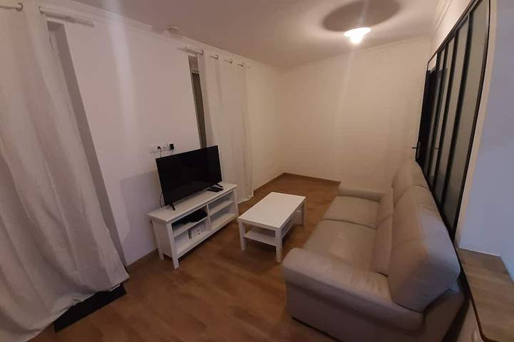 Appartement entier, Appartement 2 pièces, proche Rer, Bus et chateau in Rambouillet, Yvelines