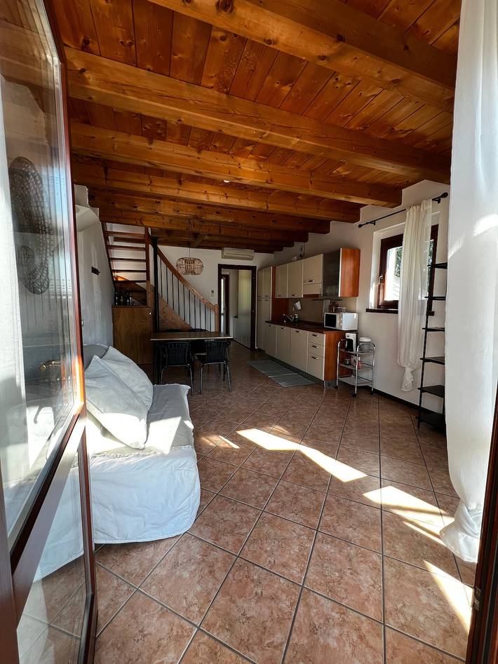 Apartment 'Golf & Lake Relax' with Mountain View, Wi-Fi and Air Conditioning
