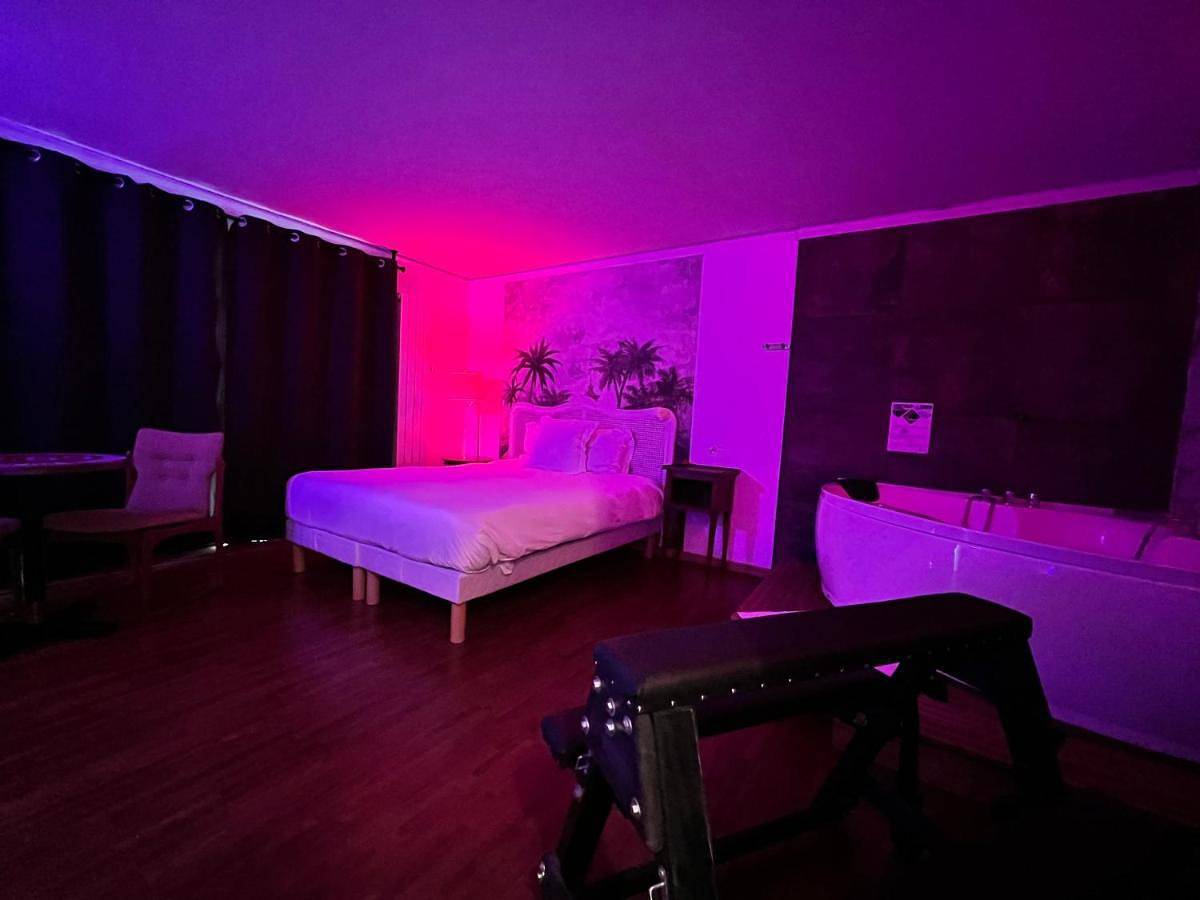 Jacuzzi Love Suite Climatisé in Paris, Île de France