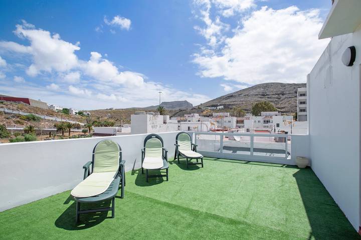Casa Vacacional 'Rincón De Mónica 1' con Vista al Mar, Terraza Compartida y Wi-Fi in Villa de Agaete, Agaete