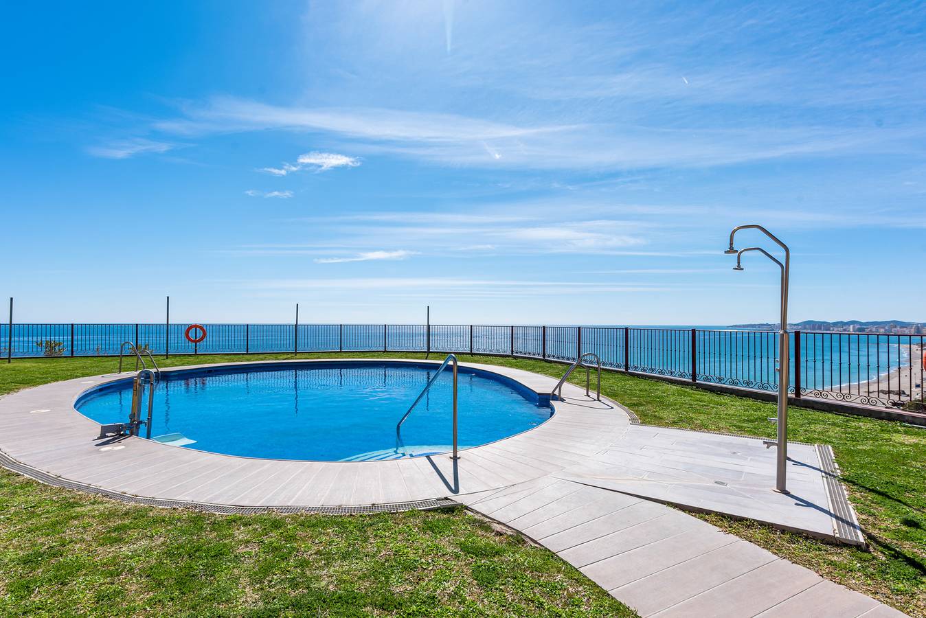Loft voor 4 Personen in Playa de Carvajal, Benalmádena