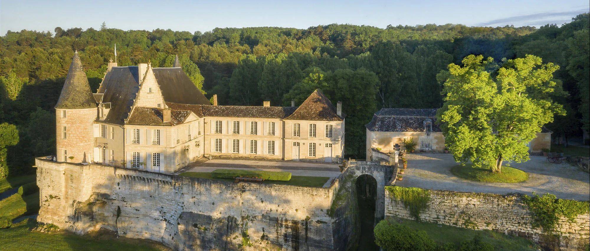 Château pour 20 personnes avec piscine in Lamonzie-Montastruc, Périgord Pourpre