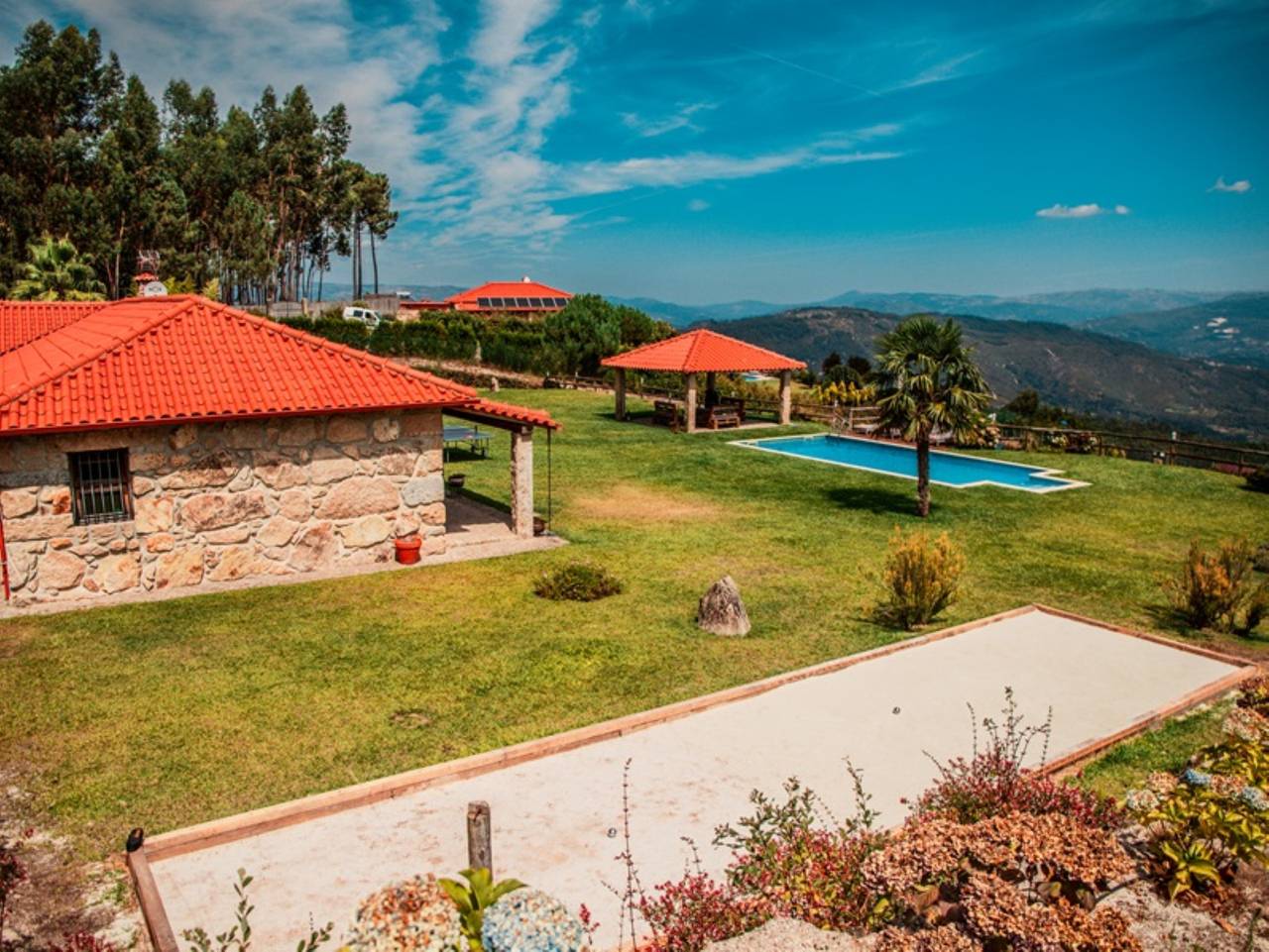 Luxury Villa Private Pool in Ribas, Distrito de Braga