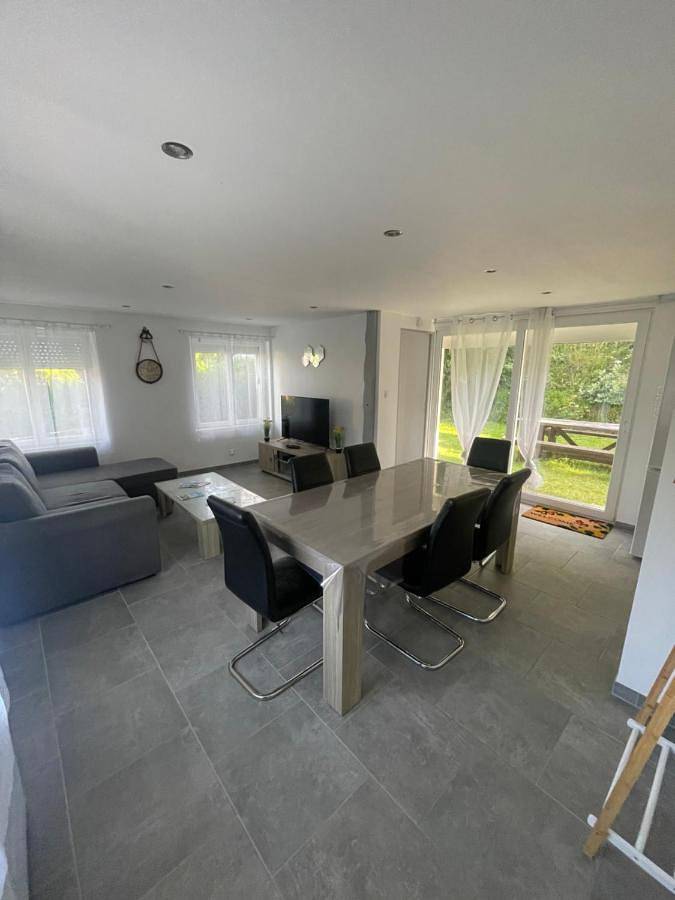 Gîte pour 6 personnes, avec vue ainsi que jardin et terrasse à Saint-Martin-en-Campagne - 2