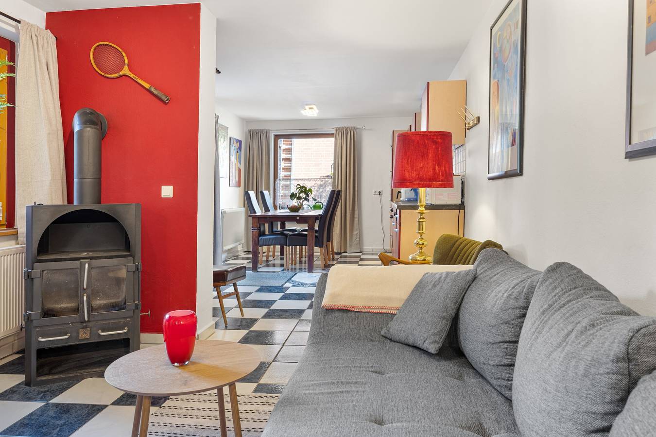 Ganze Wohnung, Ferienwohnung 'Einzimmer-Appartement' mit privater Terrasse und Wlan in Bad Gandersheim, Harzvorland