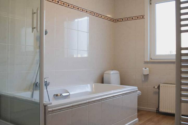 Spacious vacation home 5 min steps from city center. in Brügge, Westflandern