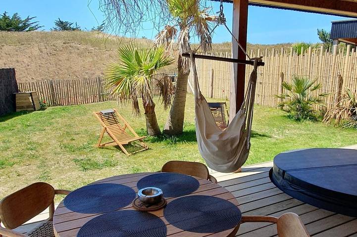 Holiday home for 4 people, with hot tub, with pets - 1