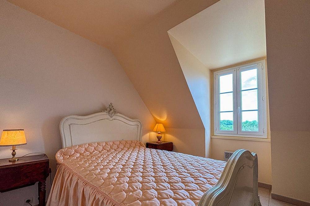 Haus mit Pool und Tennisplatz, 15 min vom Zoo de Beauval entfernt in Faverolles, Loire-Tal
