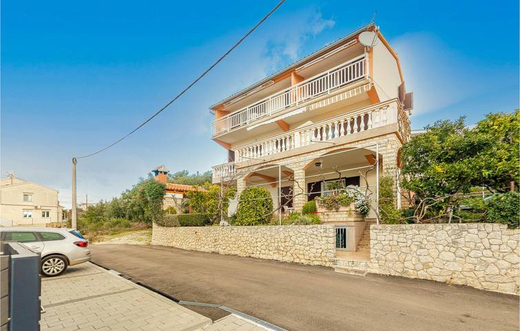 Ferienwohnung für 2 Personen, mit Garten in Zadar (Kommun) - 2