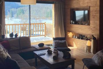 Gîte pour 6 personnes, avec piscine et balcon à Orlu