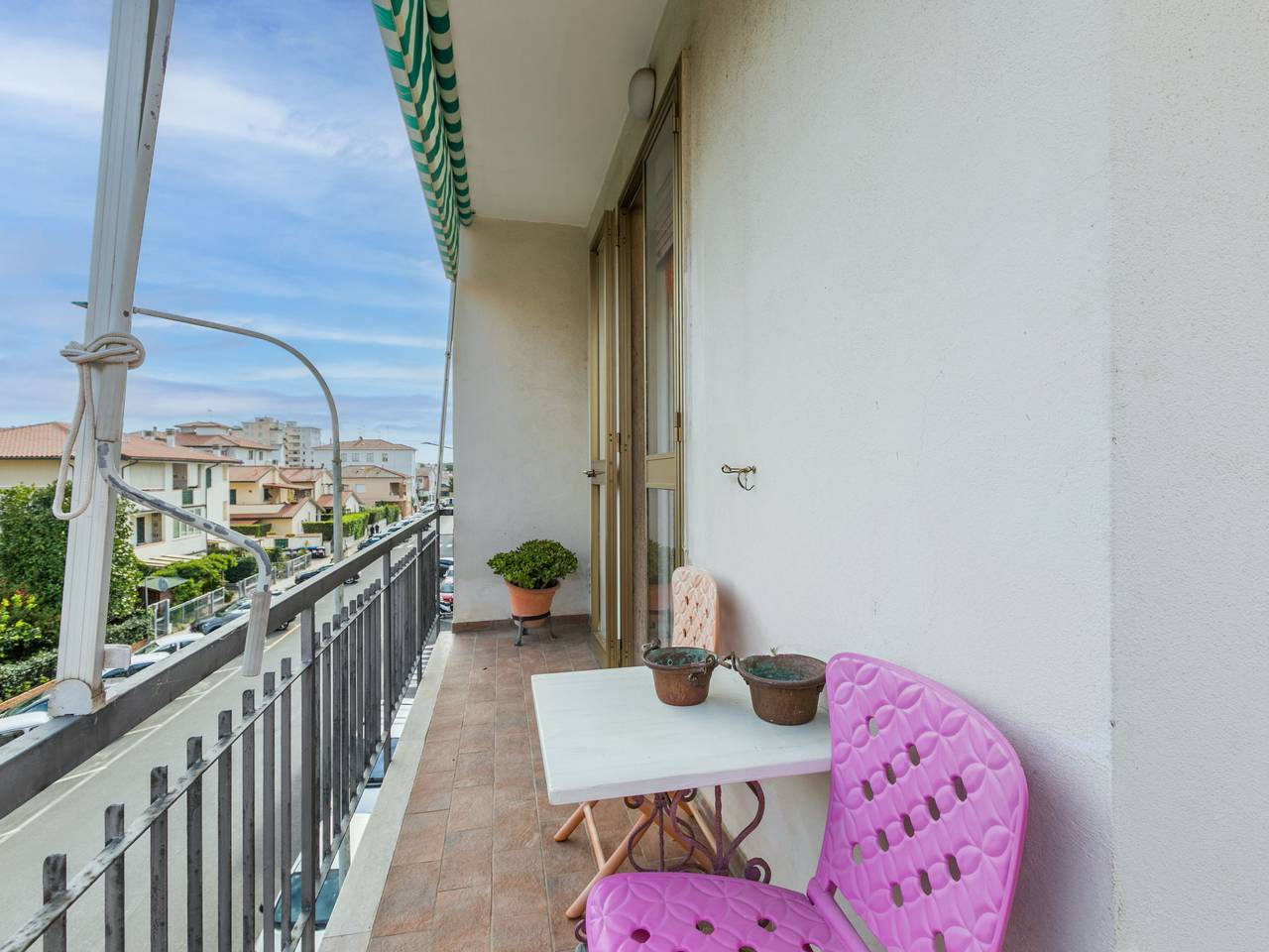 Apartamento entero, Artista in Cecina (desambiguación), Costa Etrusca
